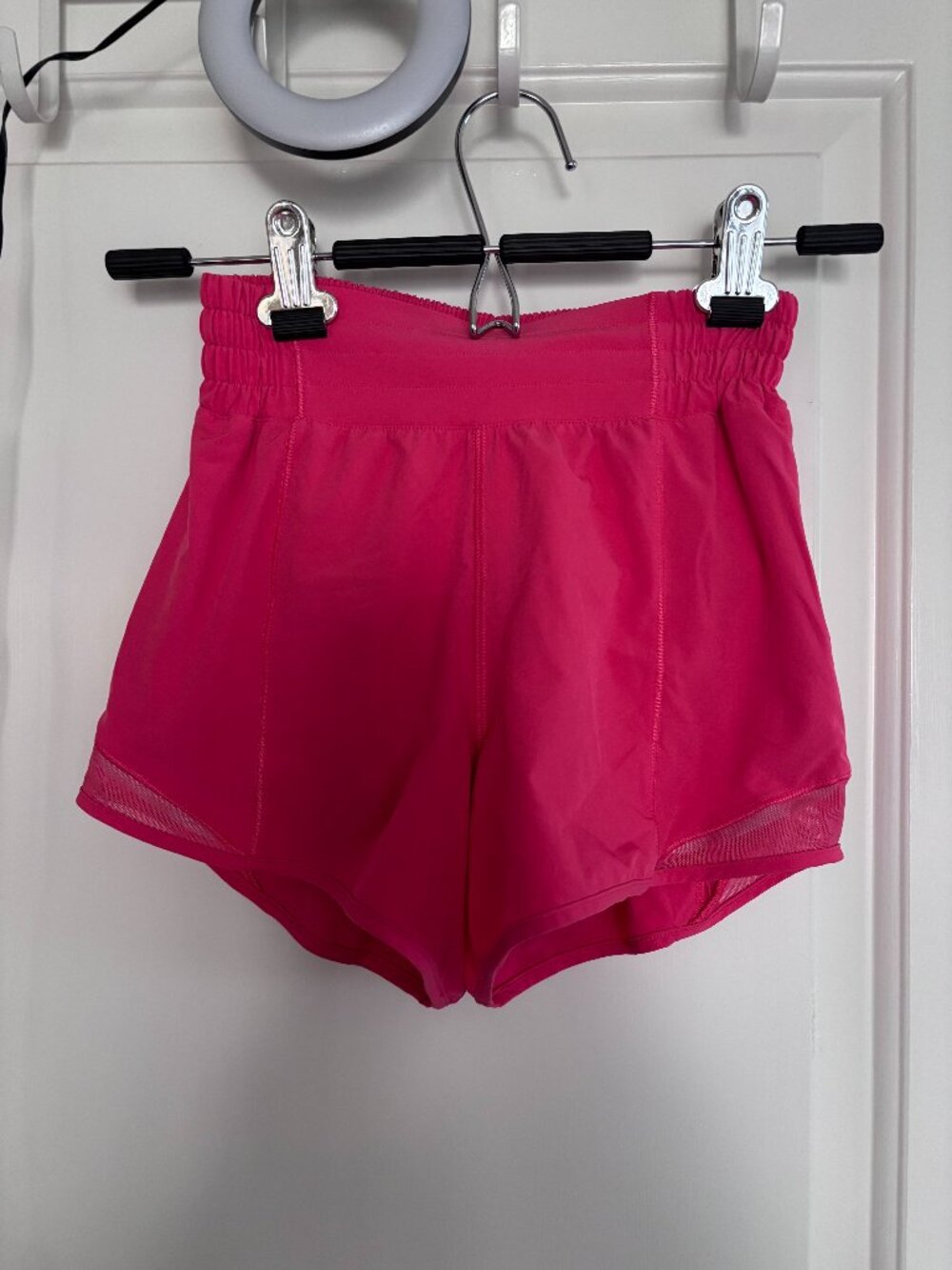 Pre-worn MINT Lululemon Women's Size 0 Pink Shorts